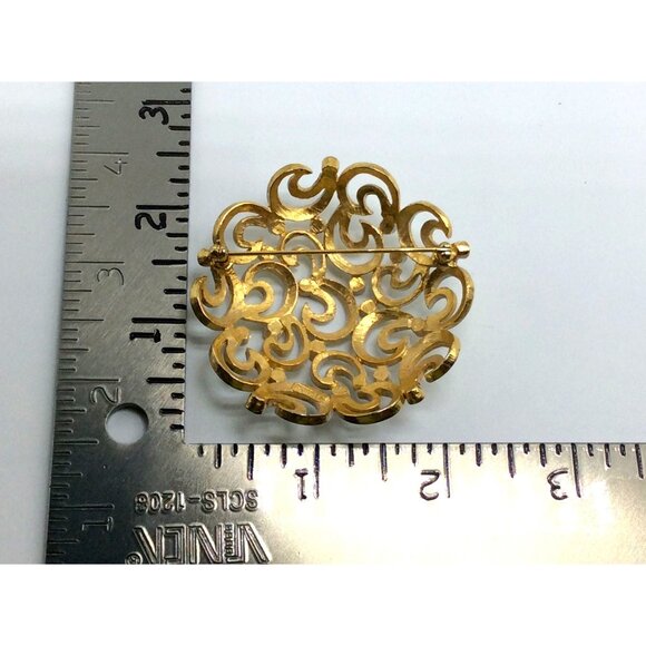 Vintage Monet White & Gold Tone Filigree Brooch With Enamel Swirl Design - Picture 6 of 6